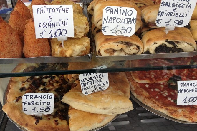 Tour Naples Historical Center and Street Food Markets - Street food around San Gregorio Armeno