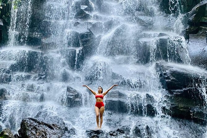Ubud Day Tour : Waterfall, Temple and Local Night Market Tour - Guides can make the flexible format work