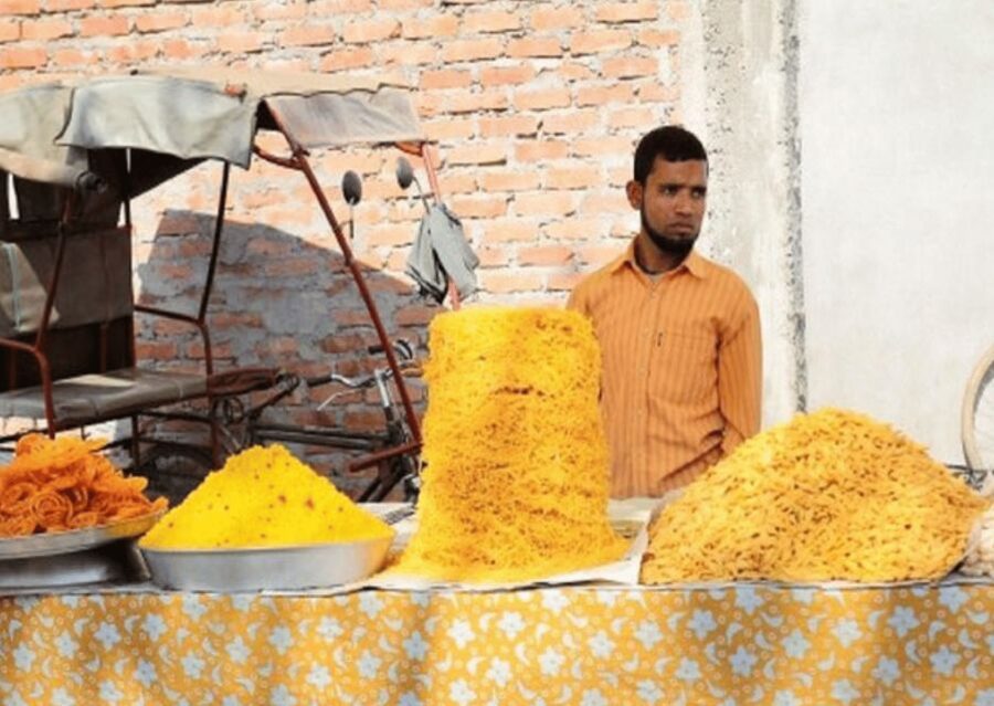 Udaipur: Street Food Crawl (2 Hours Local Food Tasting Tour) - The old sweet shops are the real cultural stop