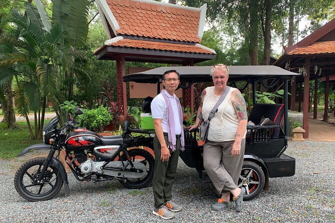 Ultimate Siem Reap Food Tour by Tuk Tuk - 20 Tastings, 8 Stops - Late-night dishes beside a local pagoda