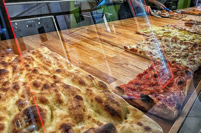 Vegan Street Food Tour in Rome - Via dei Giubbonari and the Passetto del Biscione