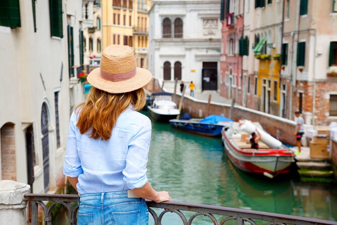 Venice Cicchetti, Spritz and Wine Tour with a Local Guide - Timing, meeting points, and practical planning
