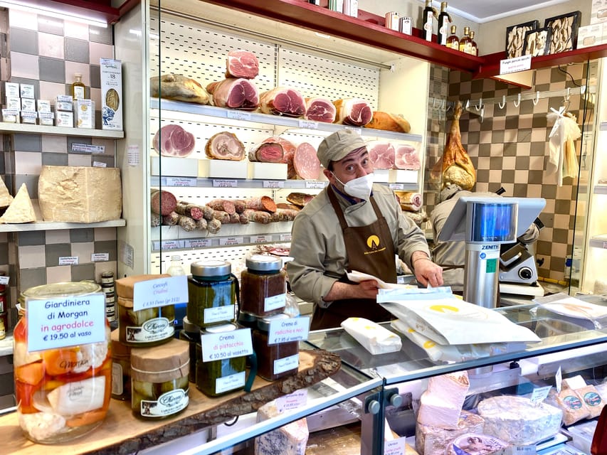Venice: Cicchetti Street Food and Sightseeing Walking Tour - Five things to know before you book