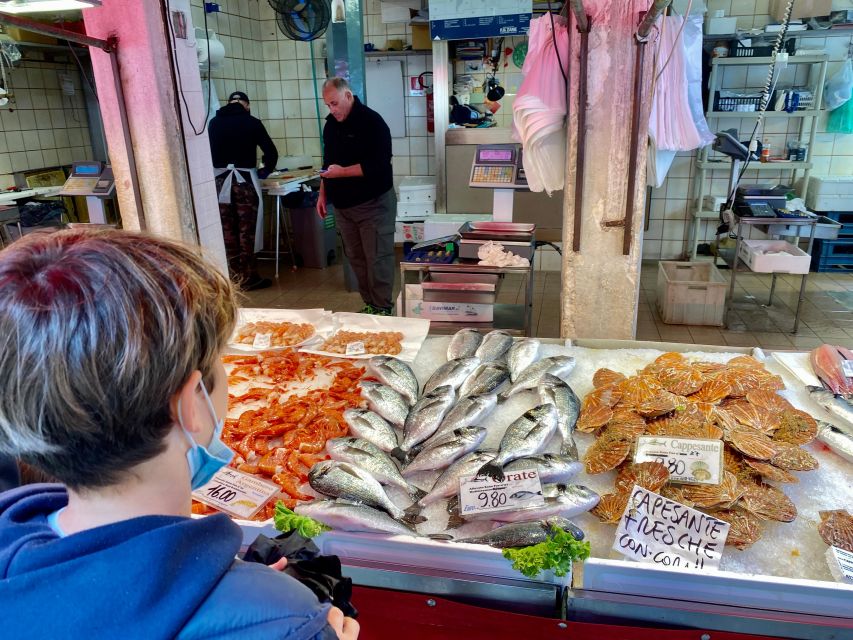 Venice: Guided City Highlights and Street Food Tour - The Grand Canal and the city route