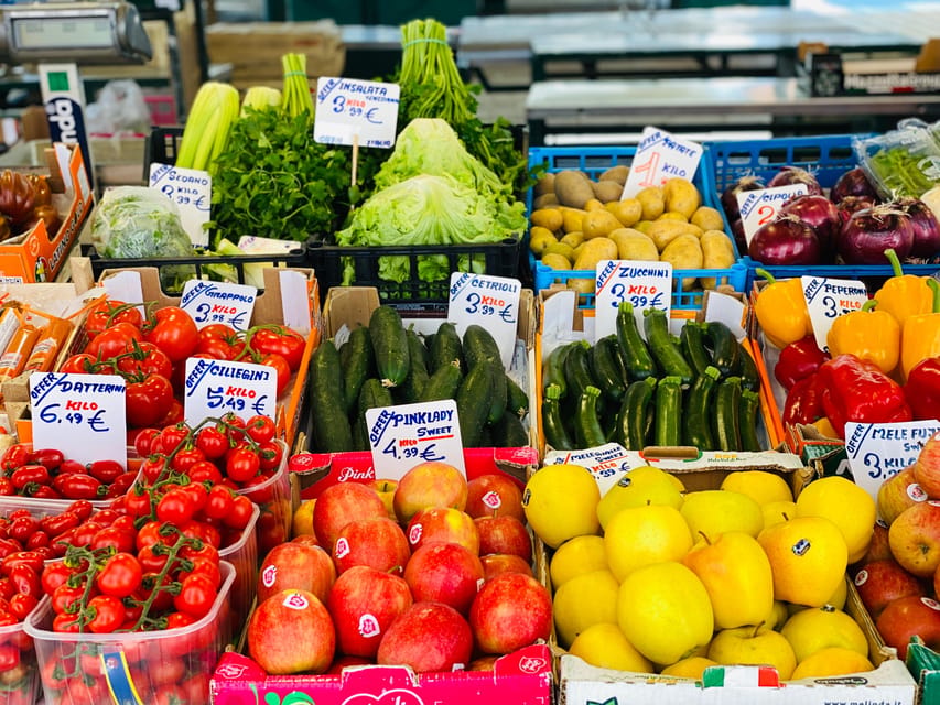 Venice: Rialto Area Street Food Tour and Sightseeing - What cicchetti tell you about Venice