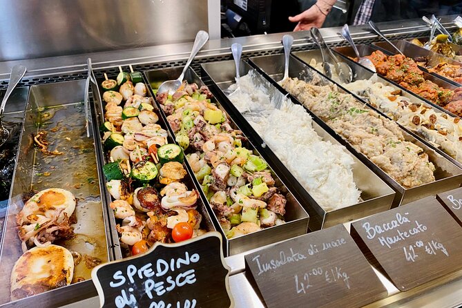 Venice Street Food Tour with Local Guide with Local Food Market Visit - Rialto Market: a useful look at Venetian ingredients
