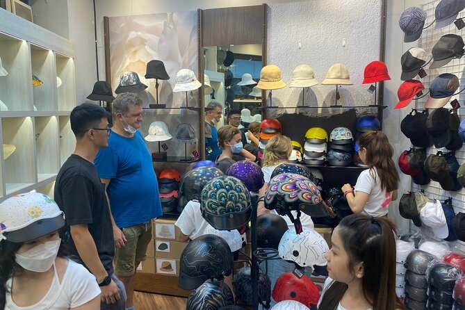 Walking street food tour - Practical timing and booking advice