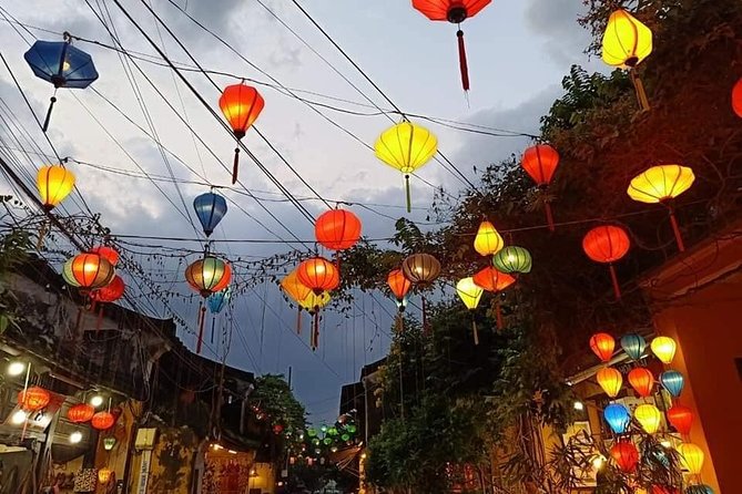 Walking Tour Hoi An city & Sampan Boat Ride with Colourful Lanterns,Night Market - The ride from Da Nang or Hoi An