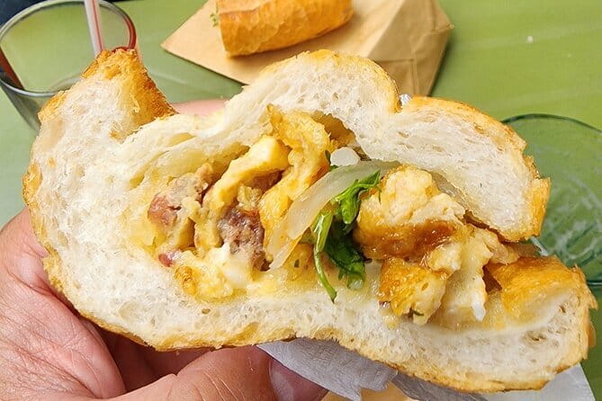 Walking Tour in Hanoi Old Quarter with Street Food & Coffee - A three-hour introduction to Hanoi by mouth