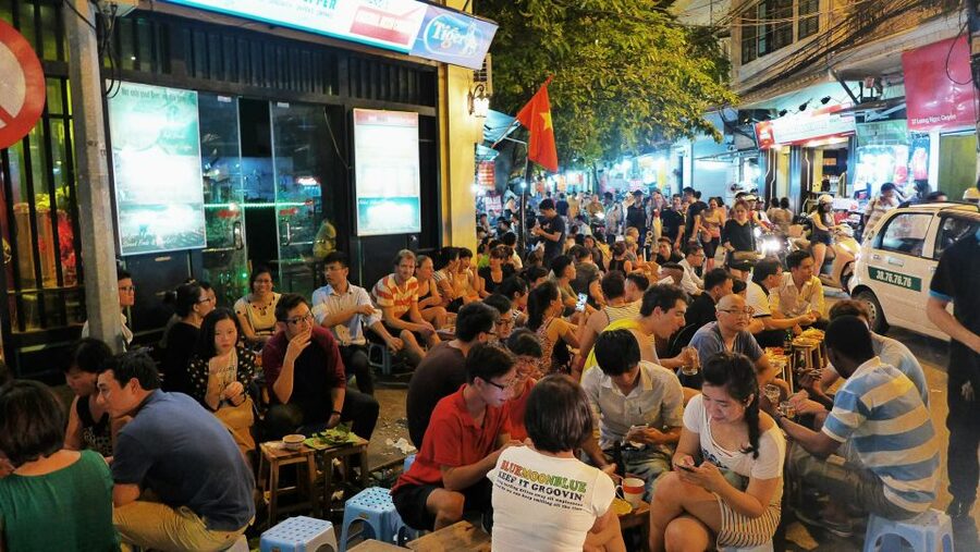 Weekend Hanoi Night Market & Street Food Tour - Hang Dao Street Night Market after the tasting