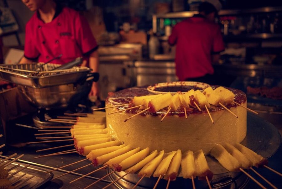 Xi'an Muslim Quarter Night Market Foodie Walking Tour - Who will get the most from this Xi’an evening