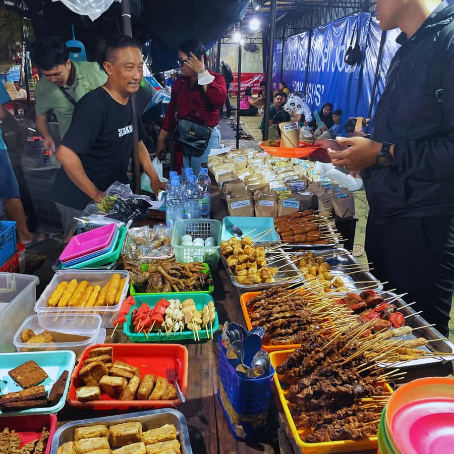 Yogyakarta: Night Walking & Street Food Tour - Who will enjoy this evening most