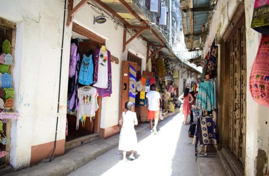 Zanzibar: Stone town tour, Prison island & night food market - Should you book the $116 experience?